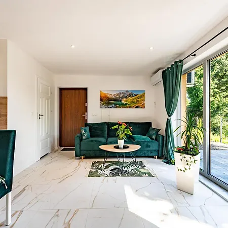 Dom W Karkonoszach בית נופש *