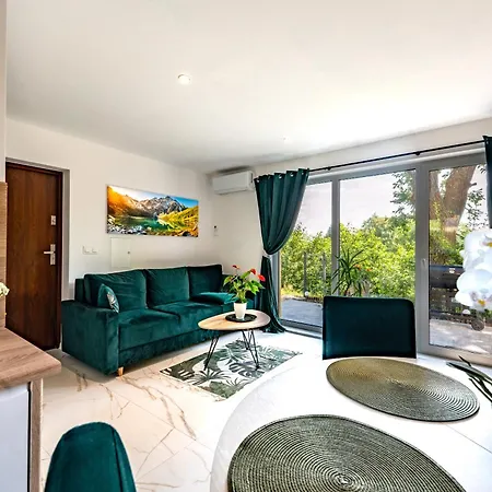 בית נופש Dom W Karkonoszach פודגוז'ין